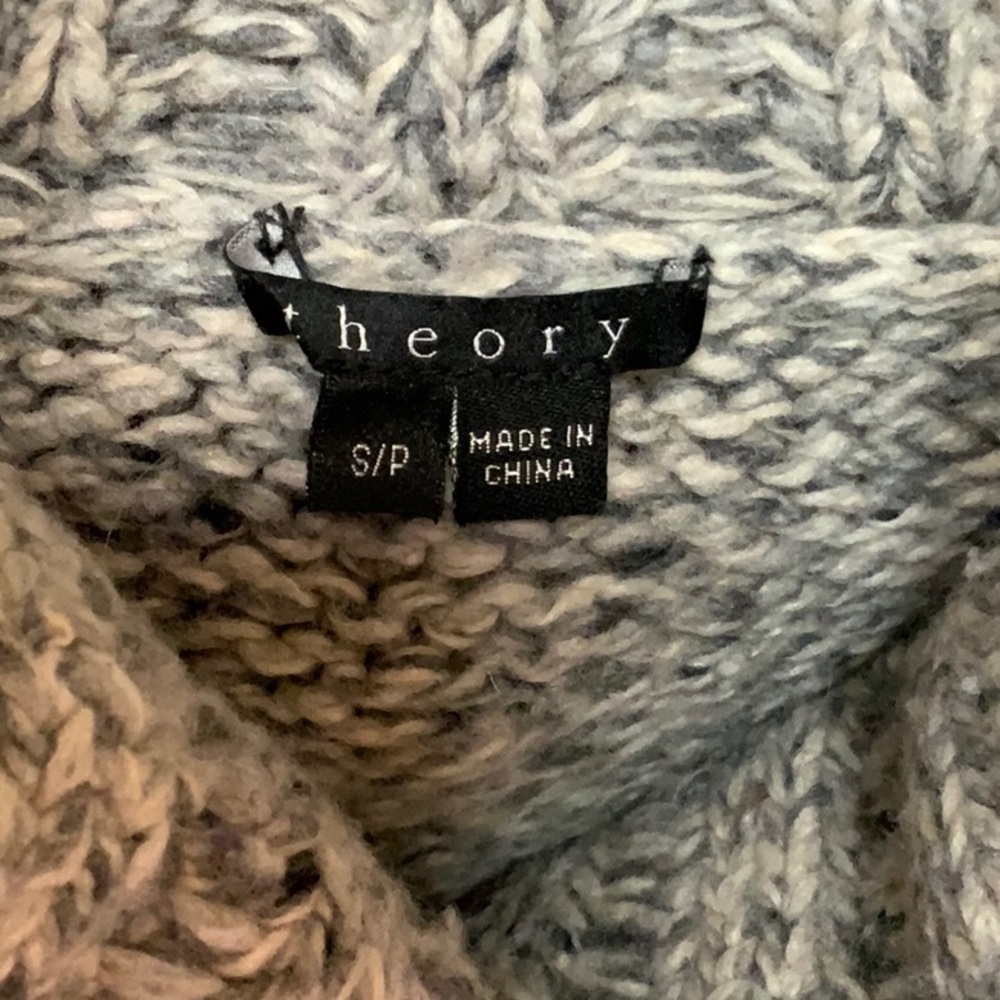 Theory - Sweater - Picture 2 of 4